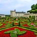 A picture of a chateau