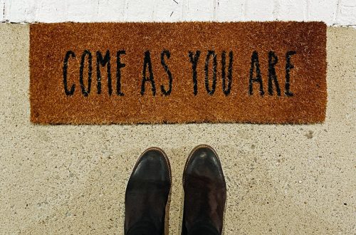 A welcome mat that says, "Come as you are."